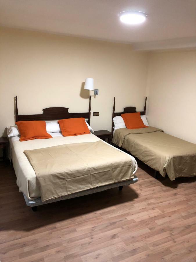Hostal Di Verena Puigcerdà Esterno foto