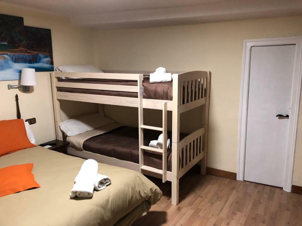 Hostal Di Verena Puigcerdà Esterno foto