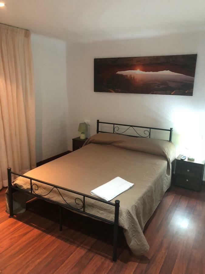 Hostal Di Verena Puigcerdà Esterno foto